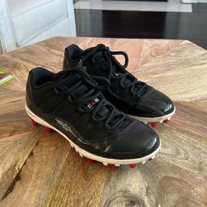 Men’s Jordan 11 Retro Low TD Men's Football Cleat Black/Red 10